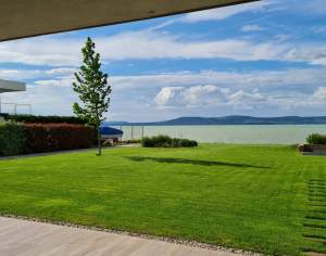 4 apartments in a house with amazing view at Lake Balaton
