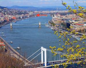 Apartment with a Danube View in the prestigious 2nd District of Budapest - Ideal Investment Property