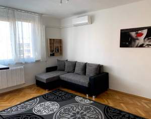 4th floor Brick apartment for rent in Csepel