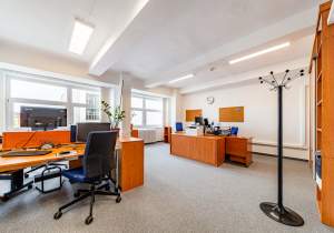 RENOVATED OFFICE FOR RENT IN DOWNTOWN OFFICE BUILDING